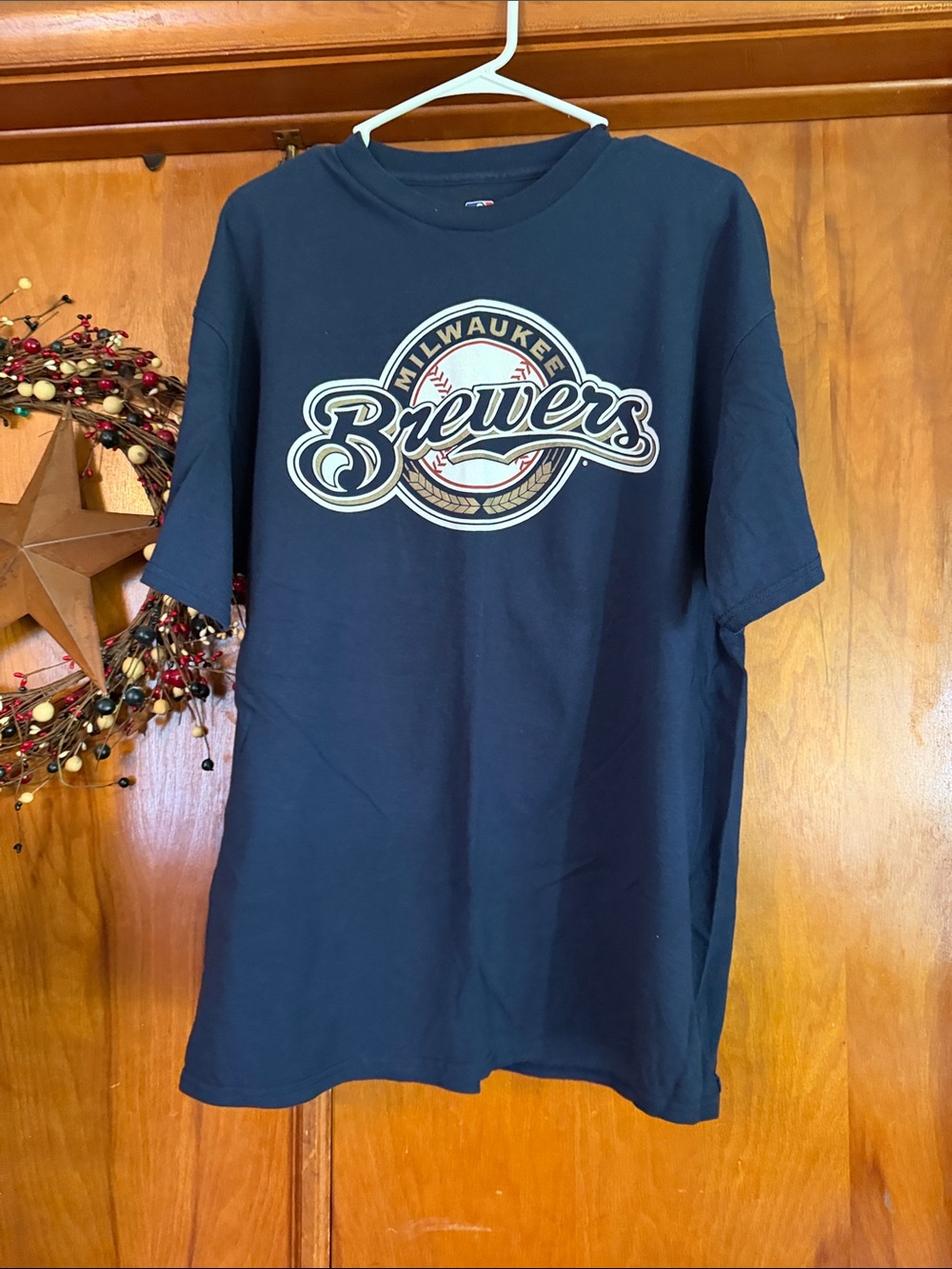 Genuine Merchandise Milwaukee Brewers Navy Short Sleeve Tee